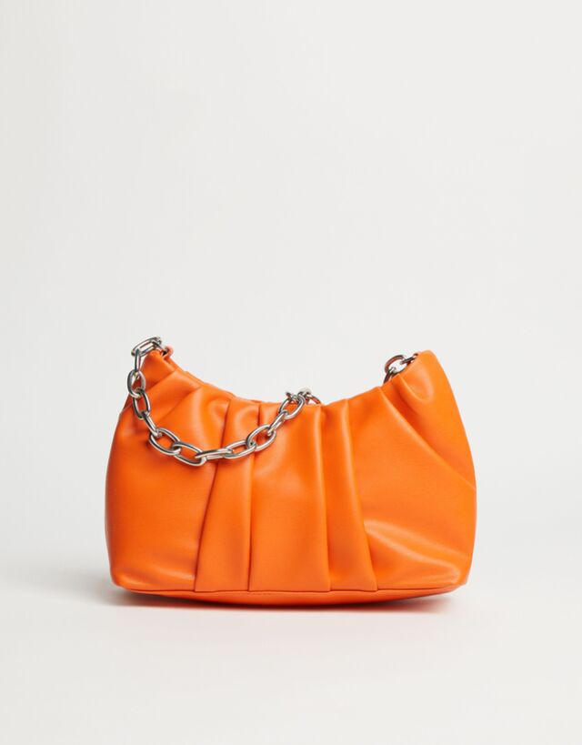 tasche mit kette bershka