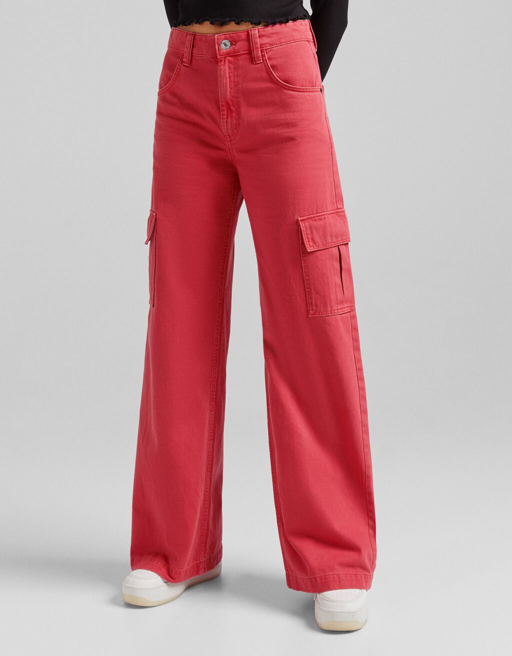Wide-leg twill cargo trousers - Woman | Bershka
