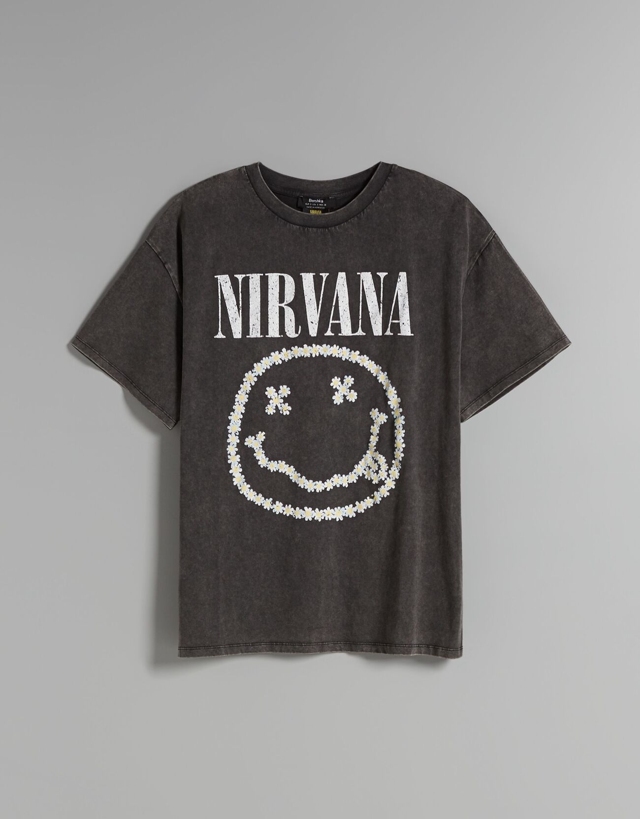 Camiseta manga corta Nirvana flores