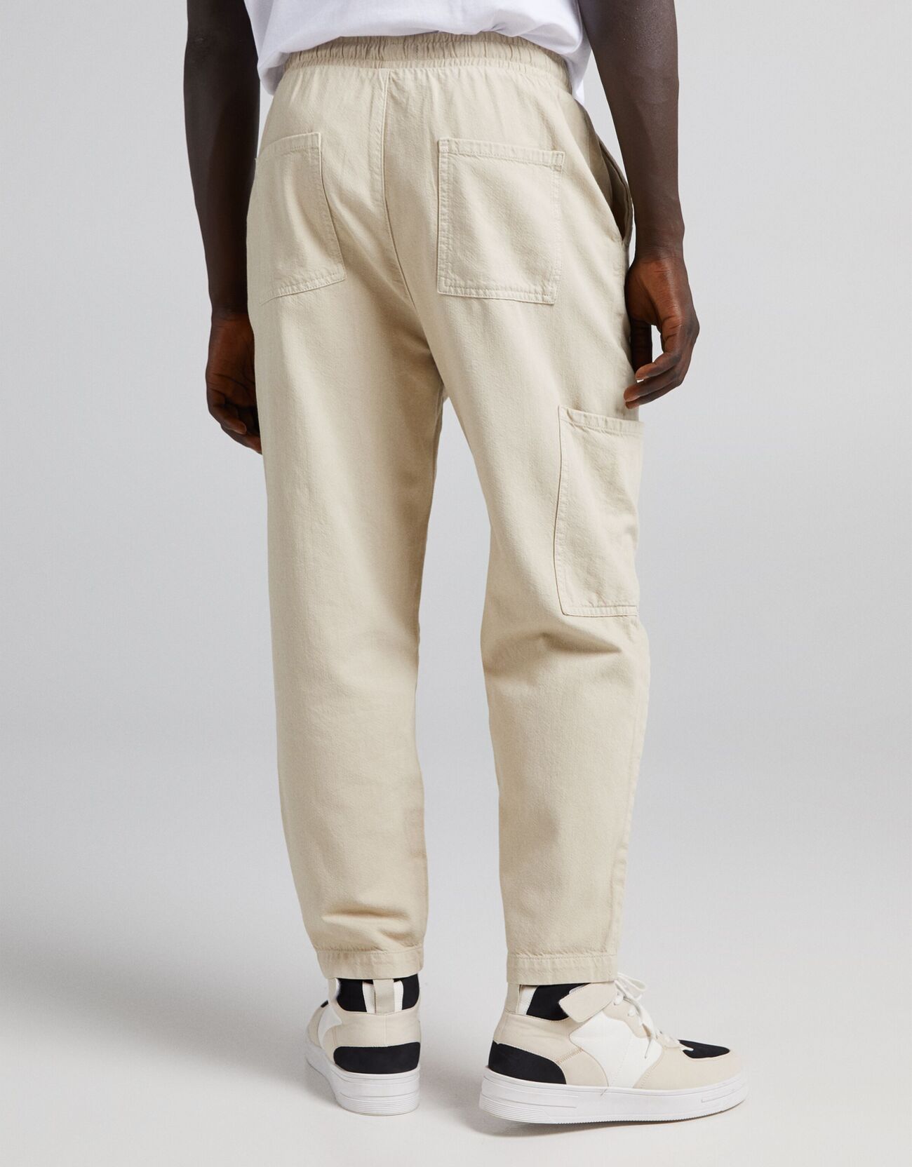 Bershka loose fit rustik pamuklu kargo pantolon 10 Bershka loose fit rustik pamuklu kargo pantolon 11
