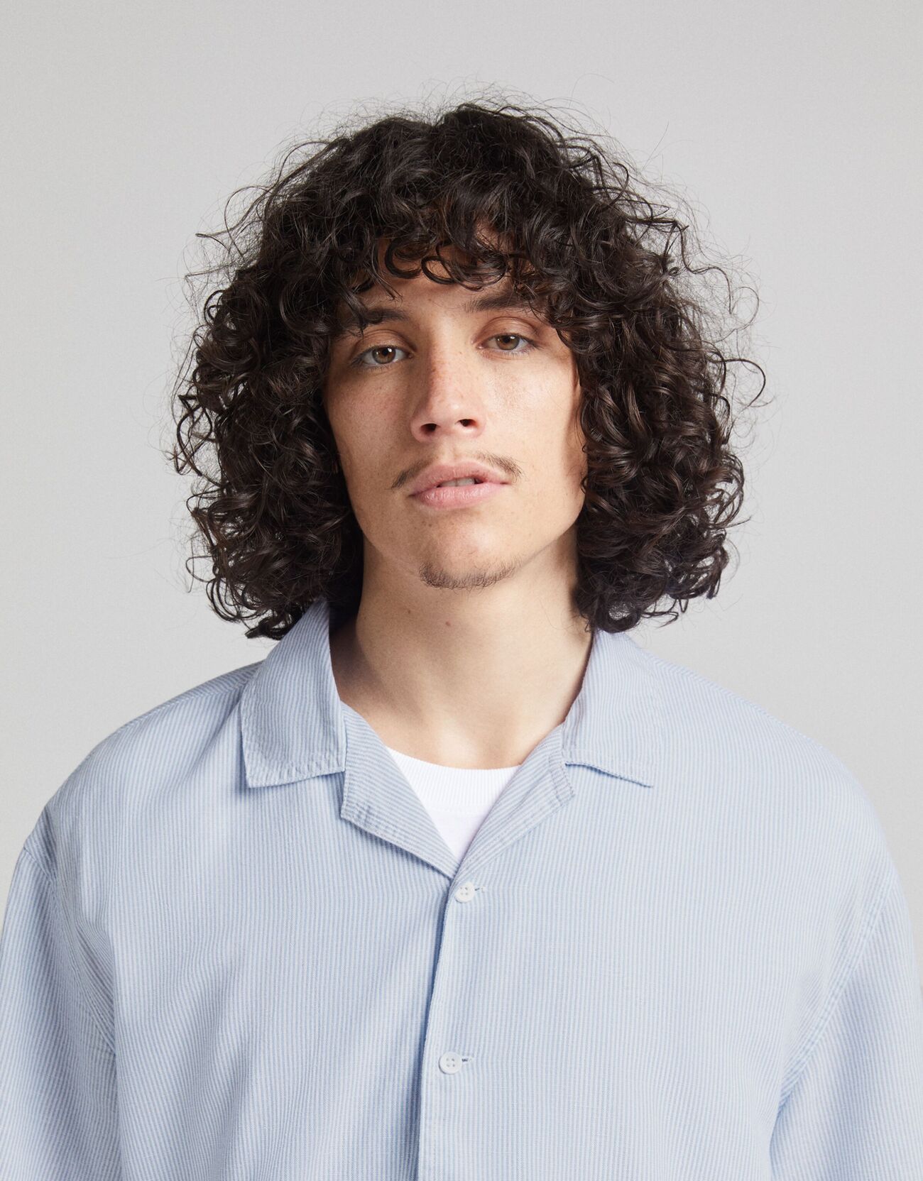 Bershka Relaxed fit keten kısa kollu gömlek 8 Bershka Relaxed fit keten kısa kollu gömlek 9