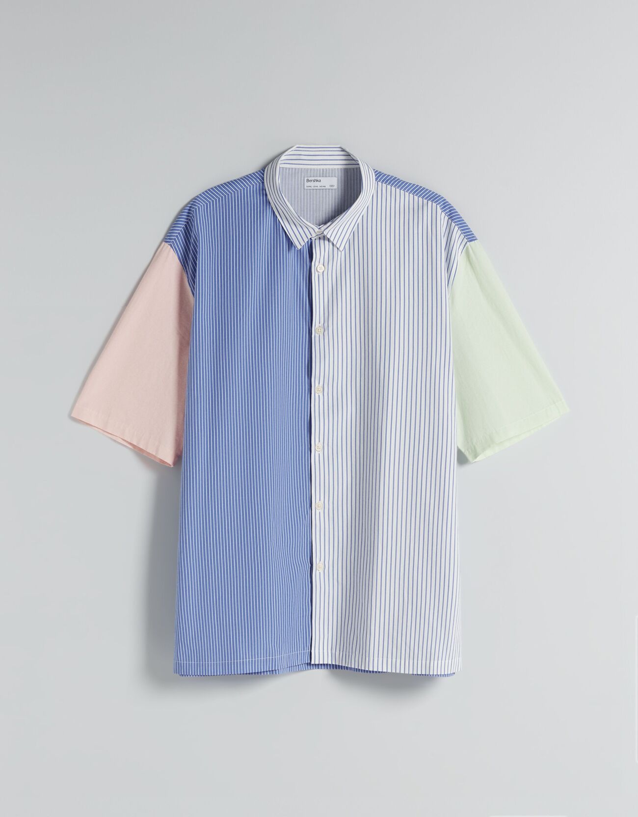Bershka Relaxed fit poplin kısa kollu gömlek 6 Bershka Relaxed fit poplin kısa kollu gömlek 7