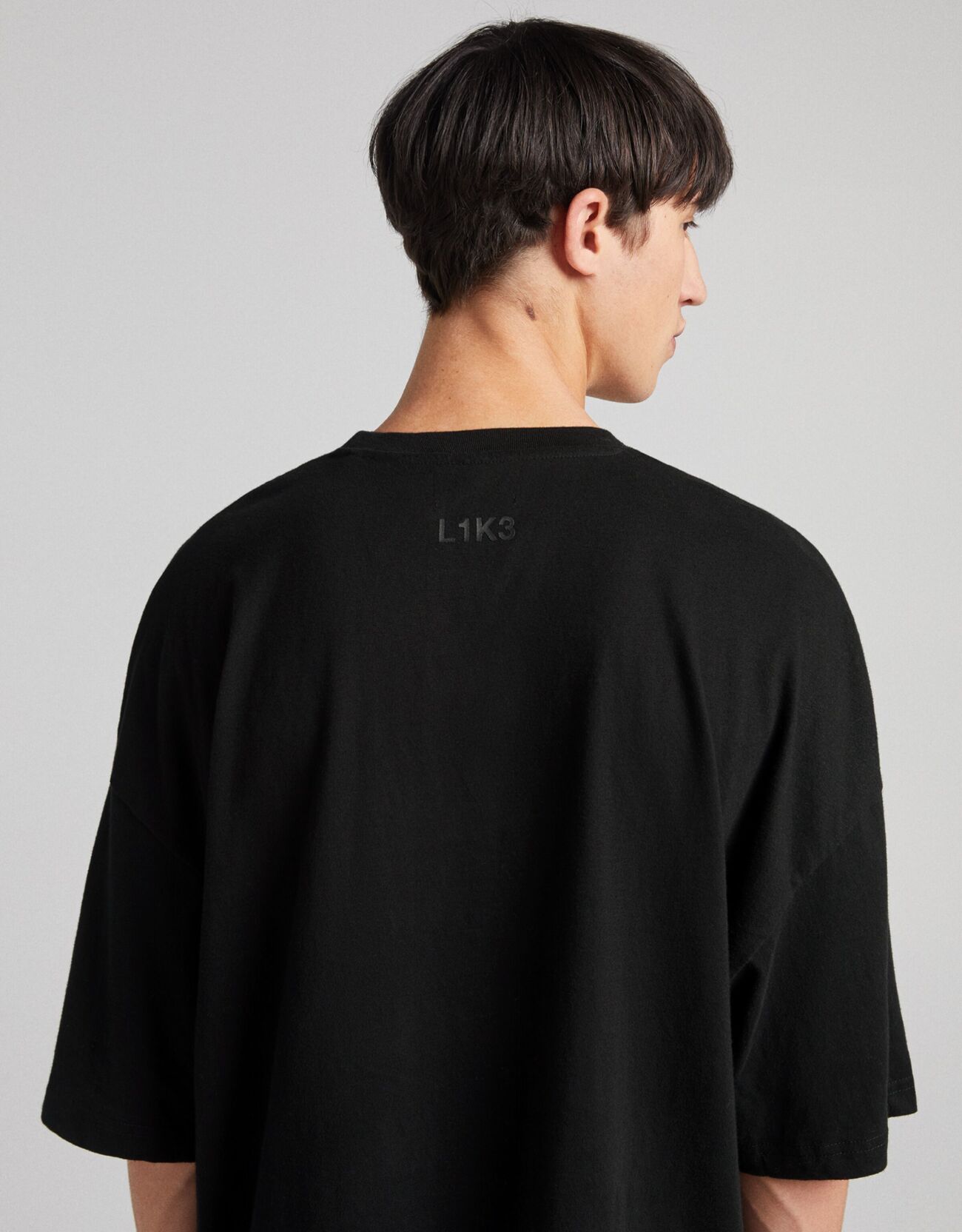 Bershka Ekstra bol kesim kısa kollu t-shirt 10 Bershka Ekstra bol kesim kısa kollu t-shirt 11