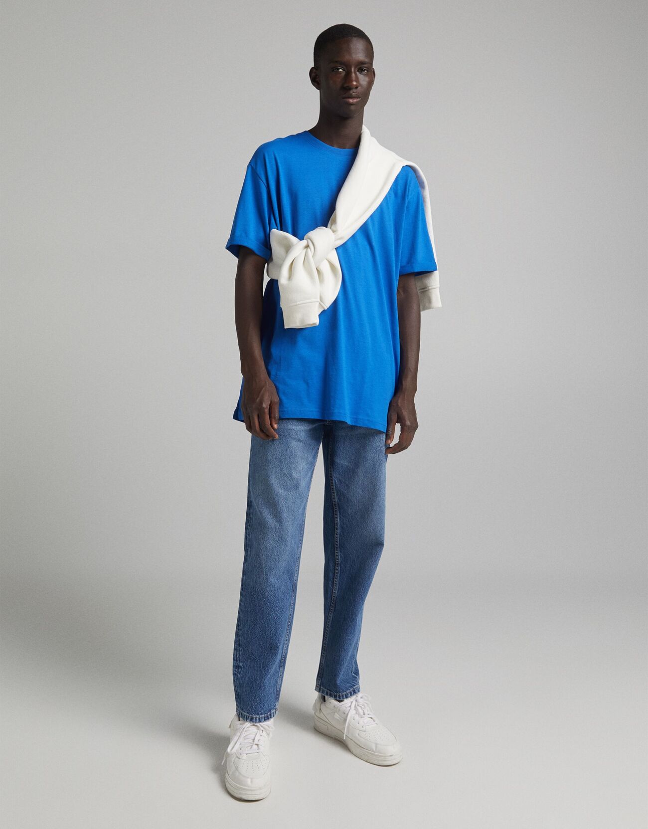 Bershka Long fit t-shirt 8 Bershka Long fit t-shirt 9