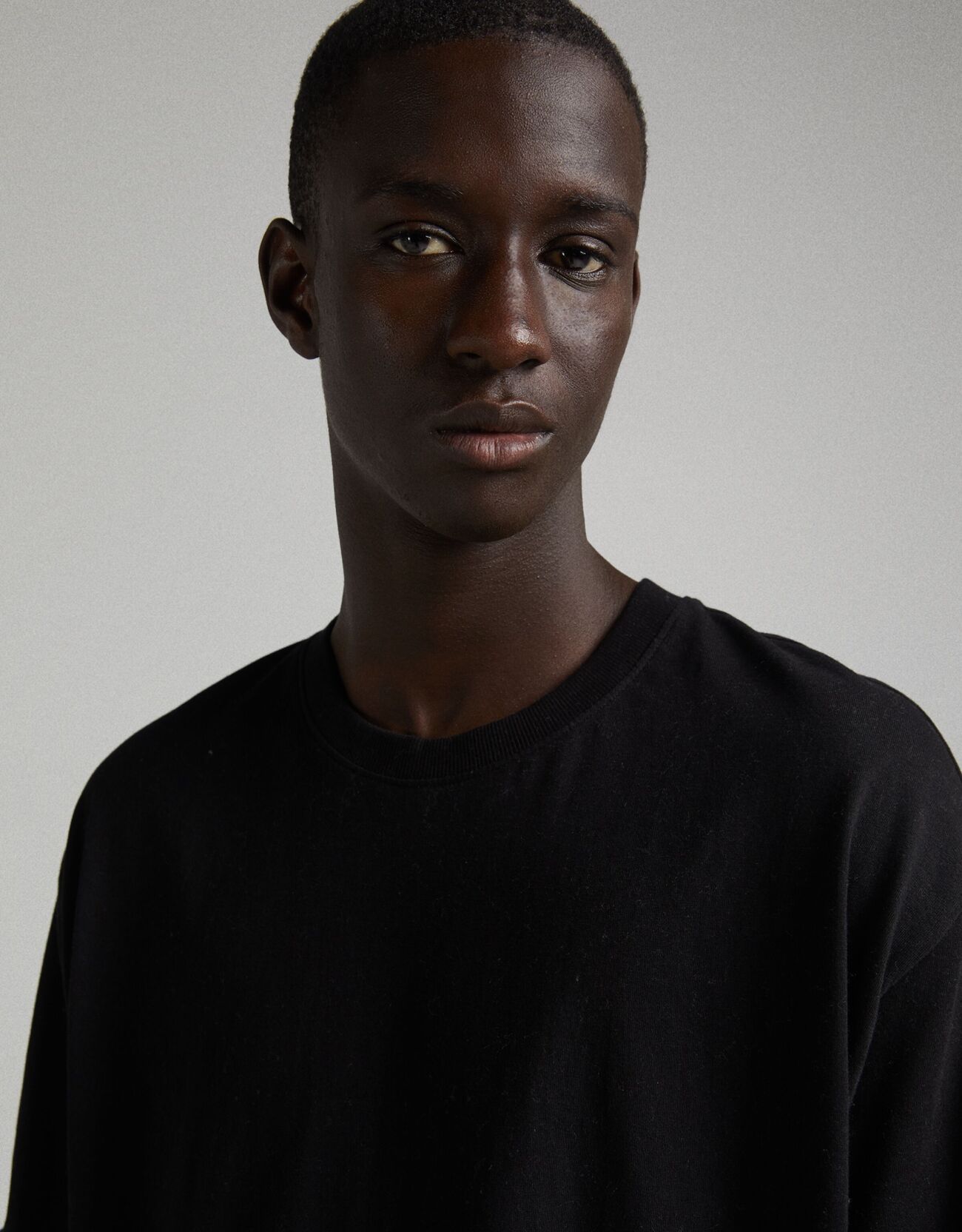 Bershka Long fit t-shirt 8 Bershka Long fit t-shirt 9