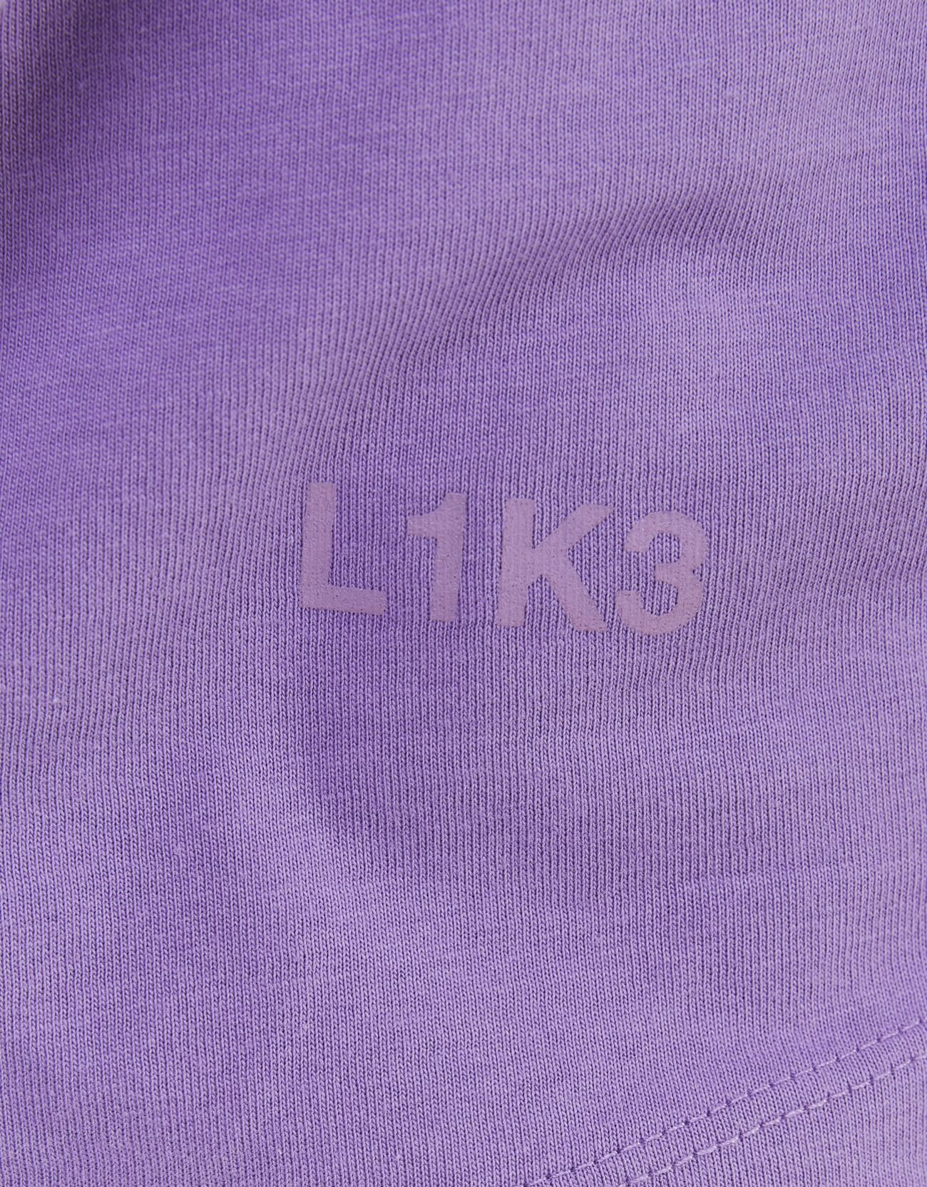 Bershka Askılı t-shirt 8 Bershka Askılı t-shirt 9