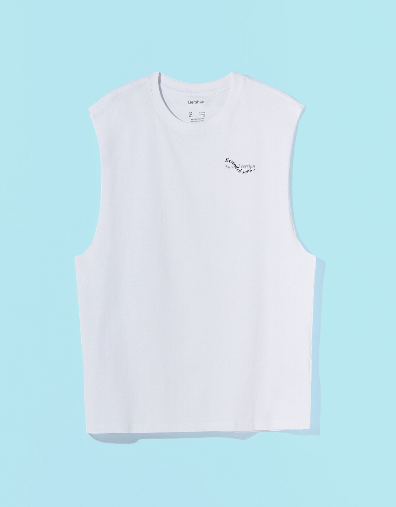 Bershka Kolsuz tişört. 4 Bershka Kolsuz tişört. 4