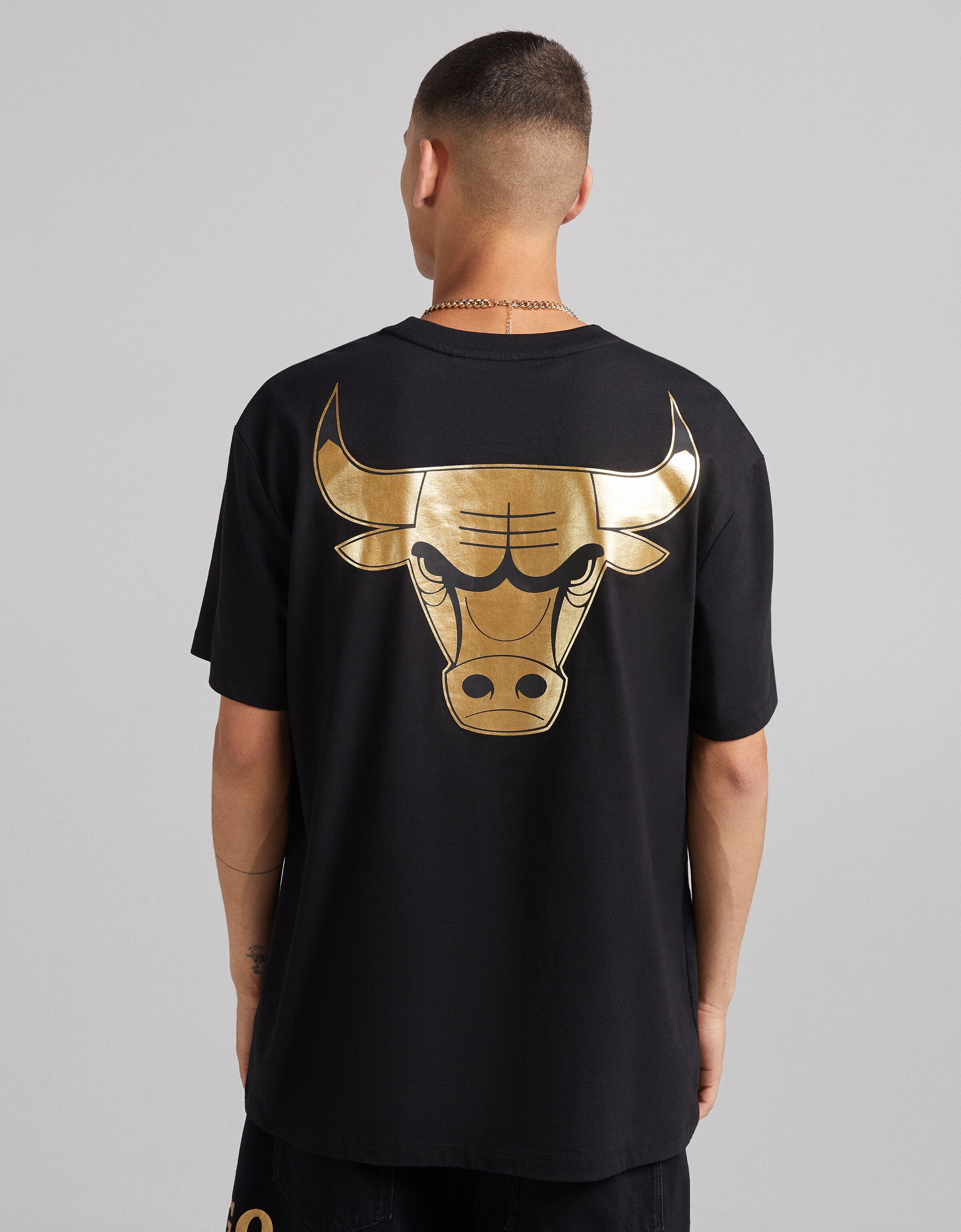 Black and gold chicago bulls shirt Clearance