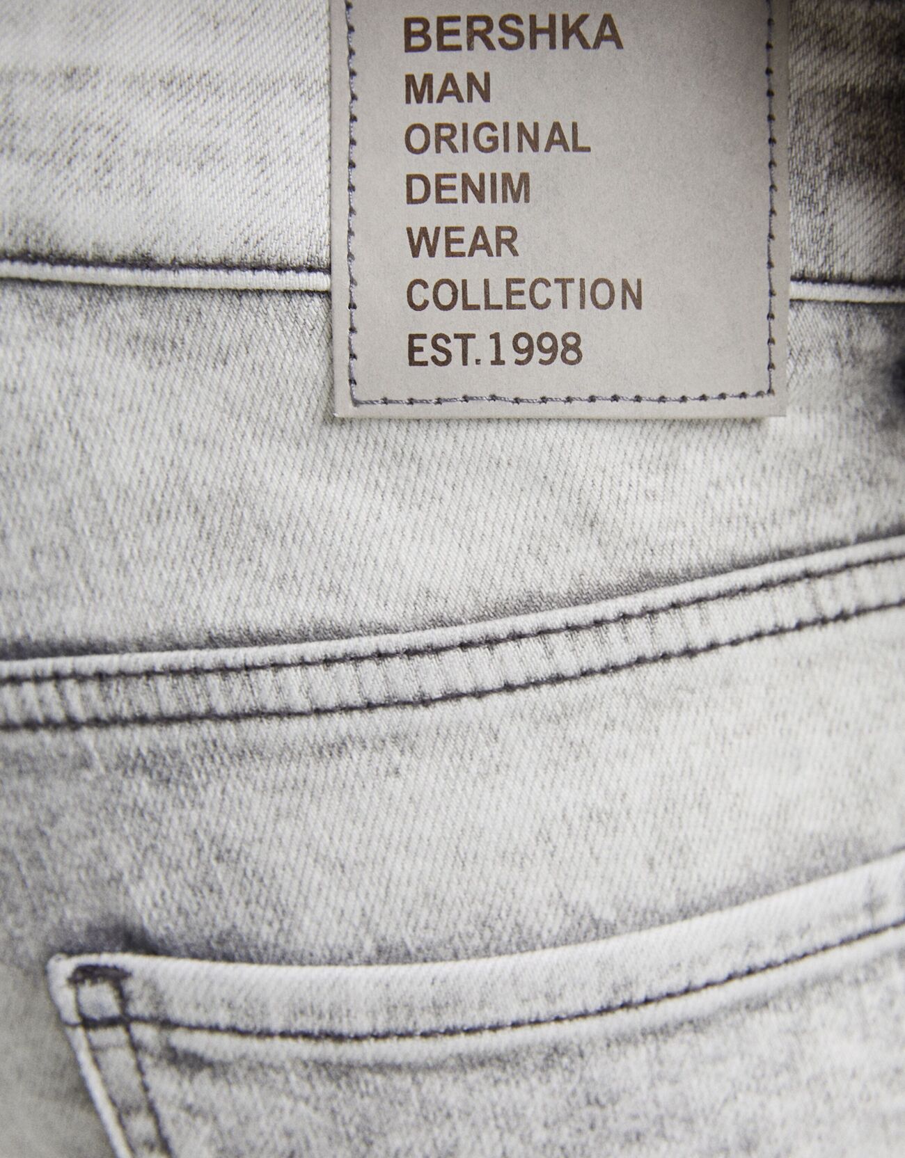 Bershka Super skinny fit denim bermuda 2 Bershka Super skinny fit denim bermuda 3