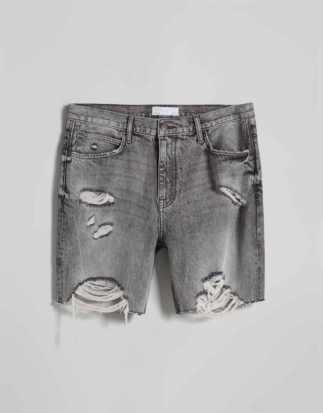 Bershka Distressed slim fit denim bermuda 0 Bershka Distressed slim fit denim bermuda 1