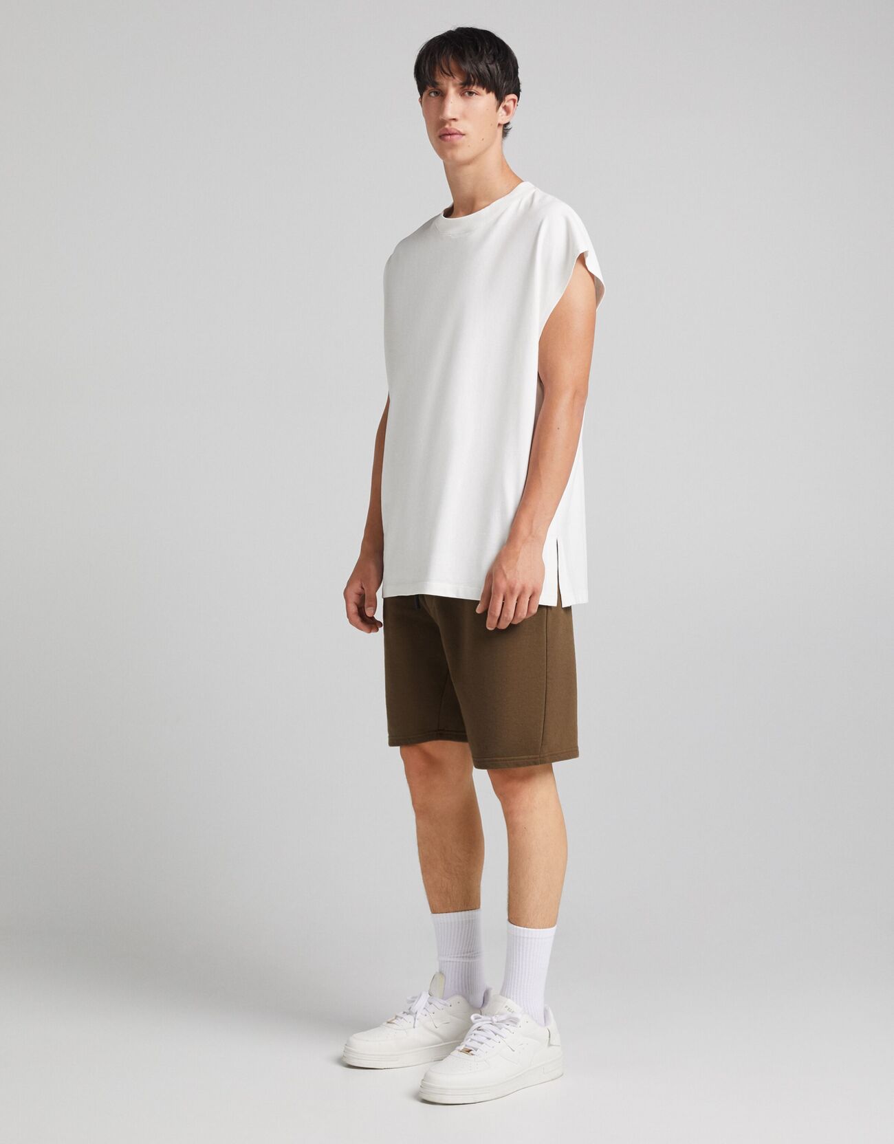 Bershka Penye jogging fit bermuda 0 Bershka Penye jogging fit bermuda 1