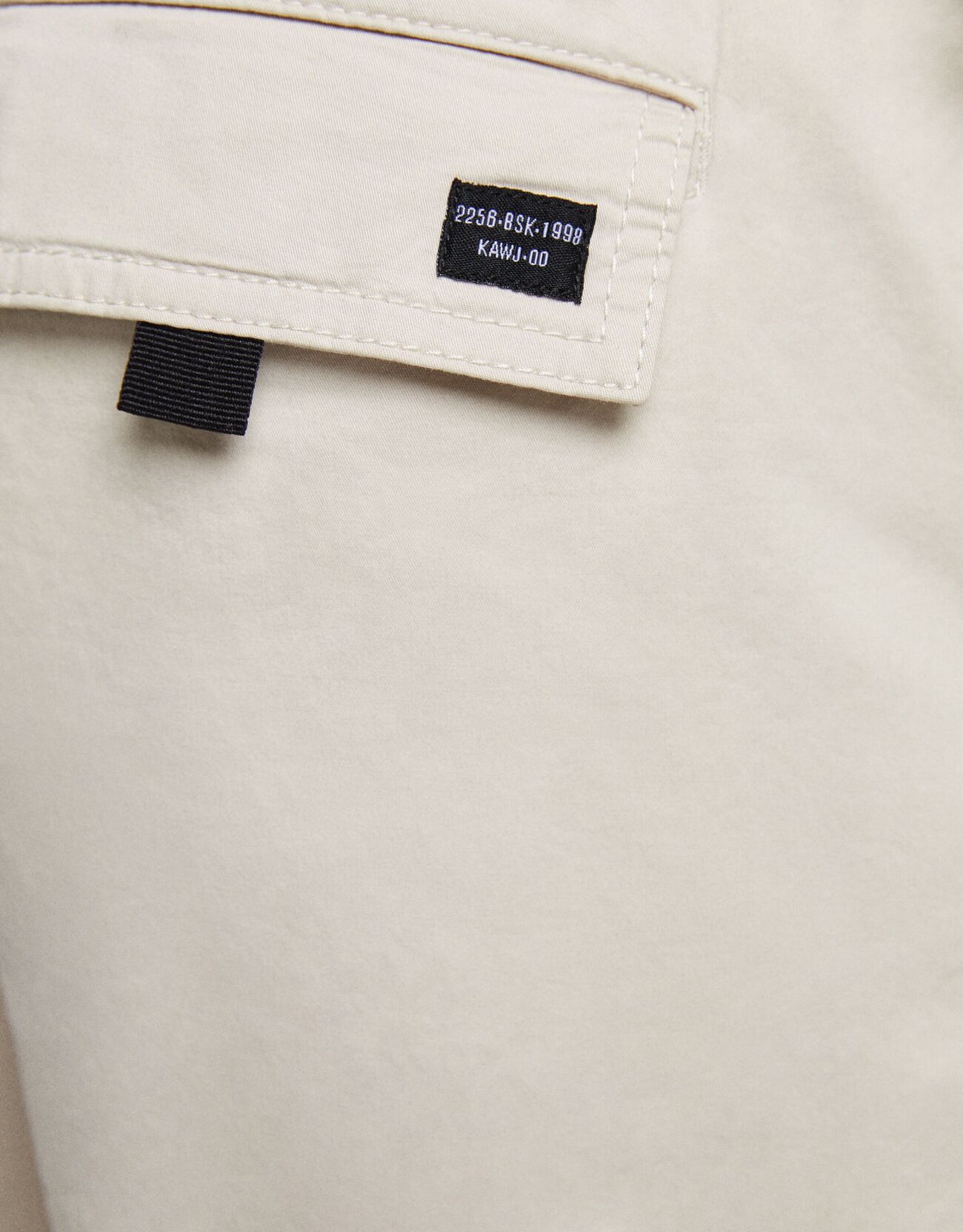 Bershka Pamuklu işlemeli jogging fit bermuda 4 Bershka Pamuklu işlemeli jogging fit bermuda 5