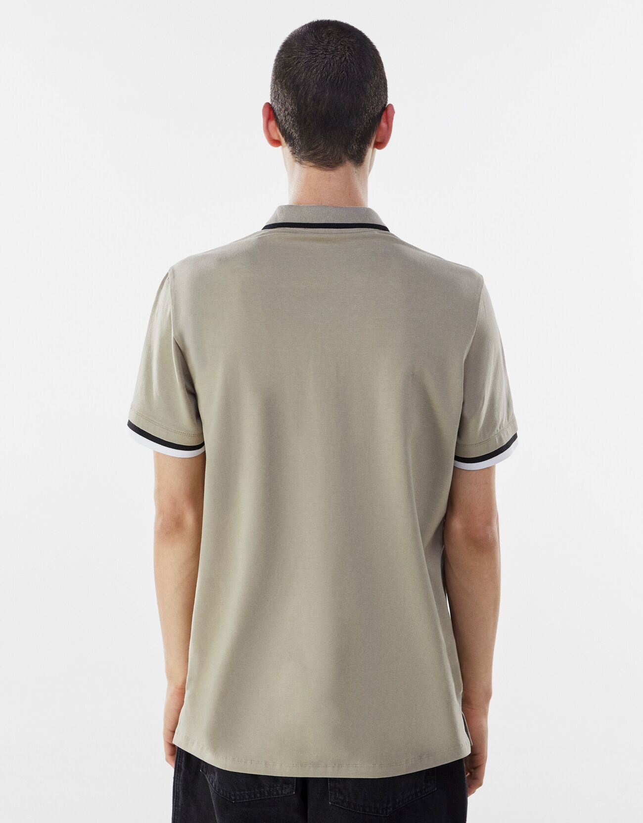 Bershka Şerit detaylı polo t-shirt 10 Bershka Şerit detaylı polo t-shirt 11
