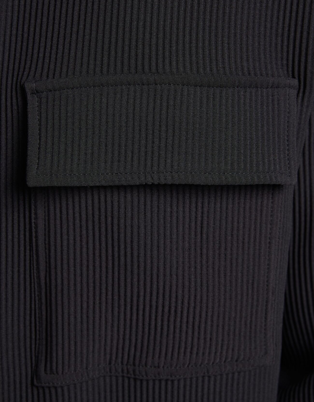 Куртка-рубашка свободного кроя Черный Bershka