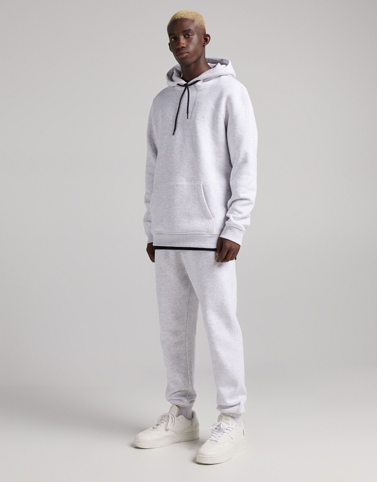 Bershka Kapüşonlu sweatshirt 12 Bershka Kapüşonlu sweatshirt 13
