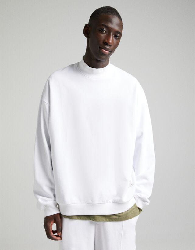 high neck sweatshirt