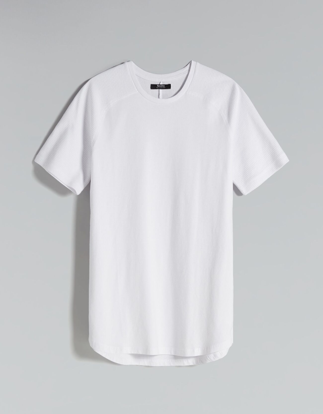 Bershka Uzun Ottoman kumaş t-shirt 0 Bershka Uzun Ottoman kumaş t-shirt 1