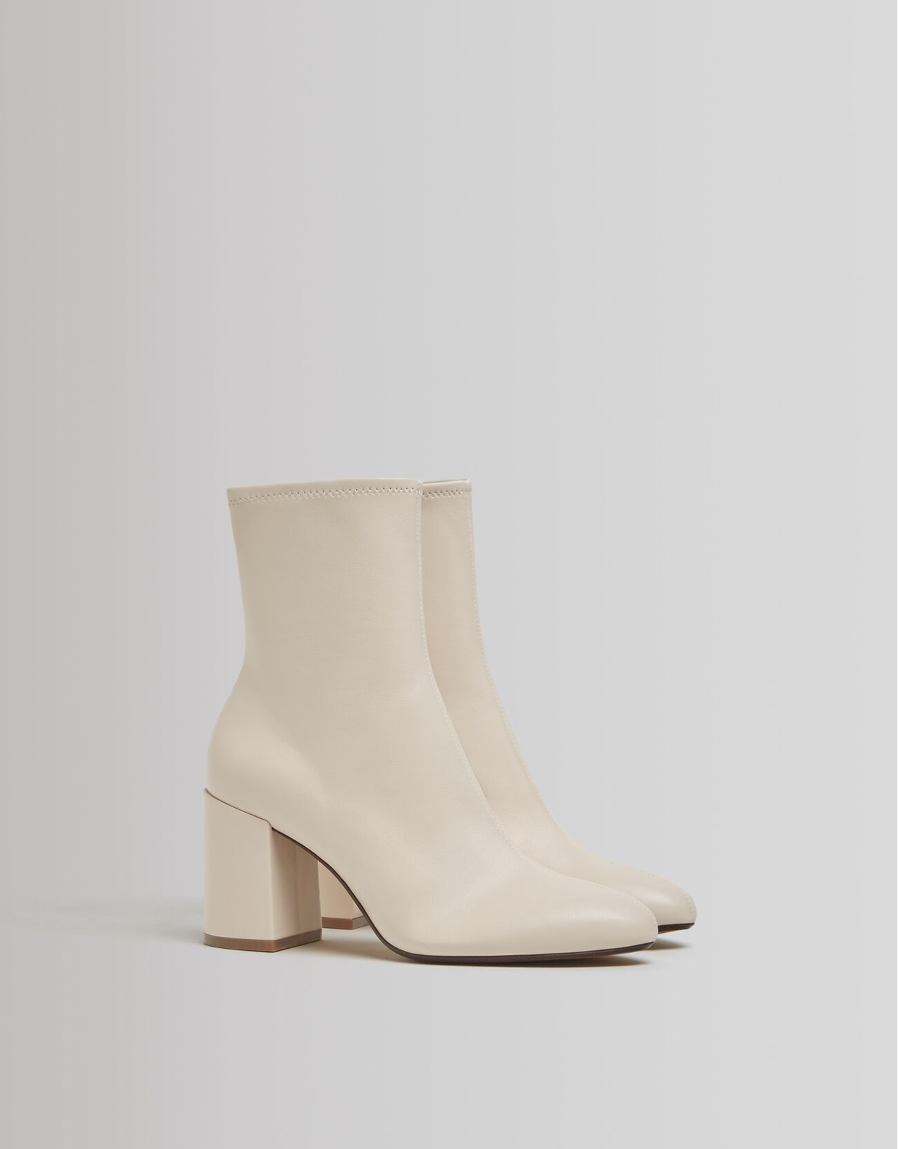 Botines ajustados clearance