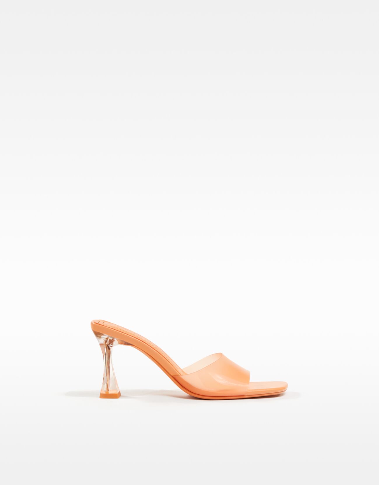 Bershka Metakrilat topuklu vinil sandalet 0 Bershka Metakrilat topuklu vinil sandalet 1