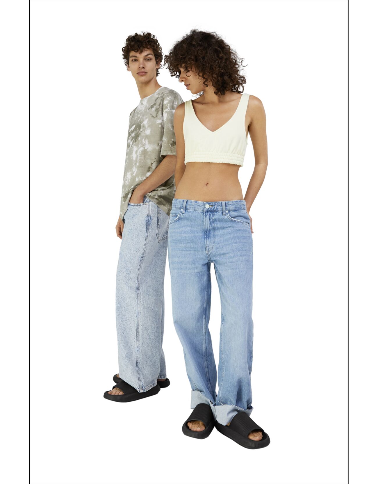 Bershka Dokulu düz sandalet 2 Bershka Dokulu düz sandalet 3
