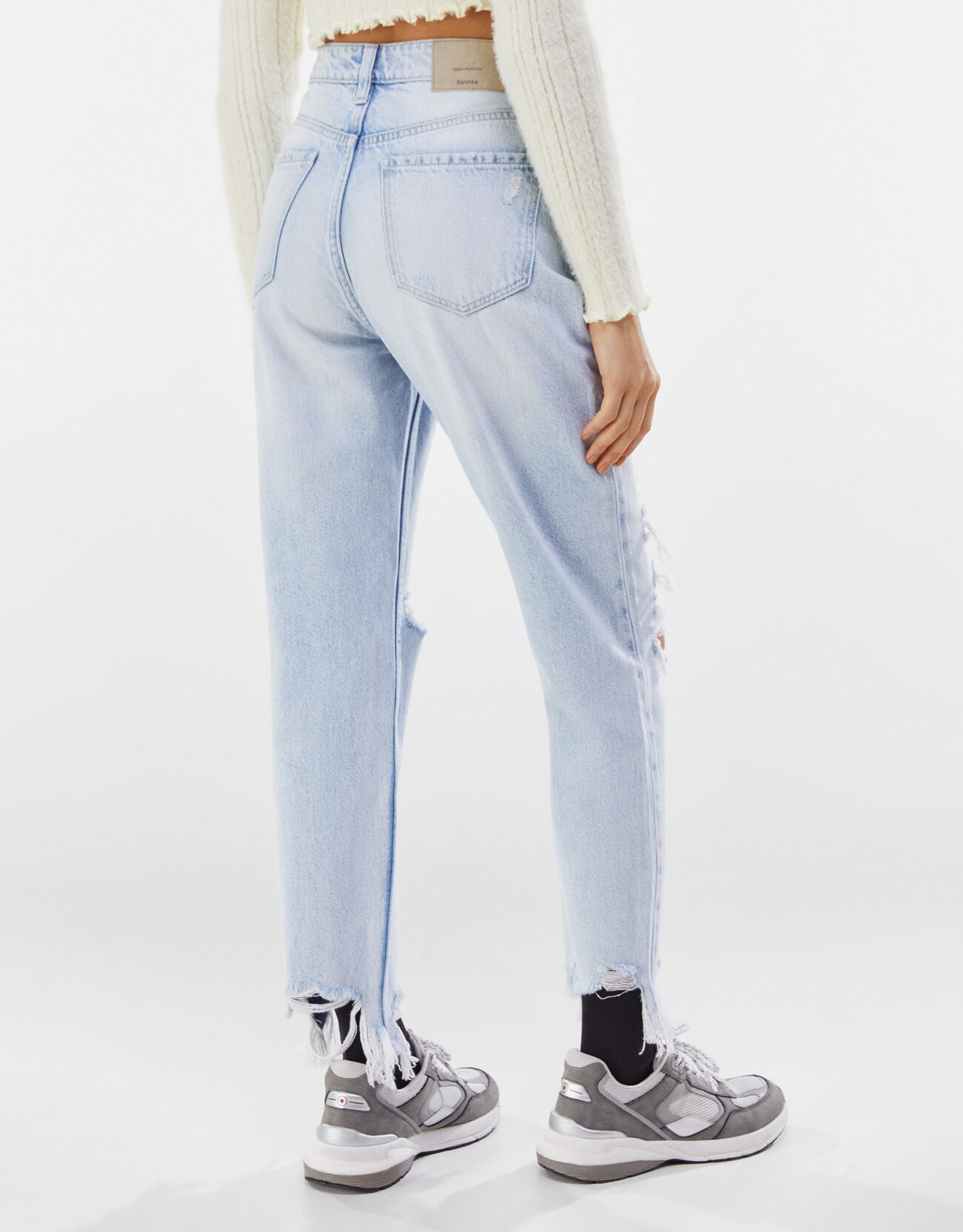 ripped mom jeans bershka