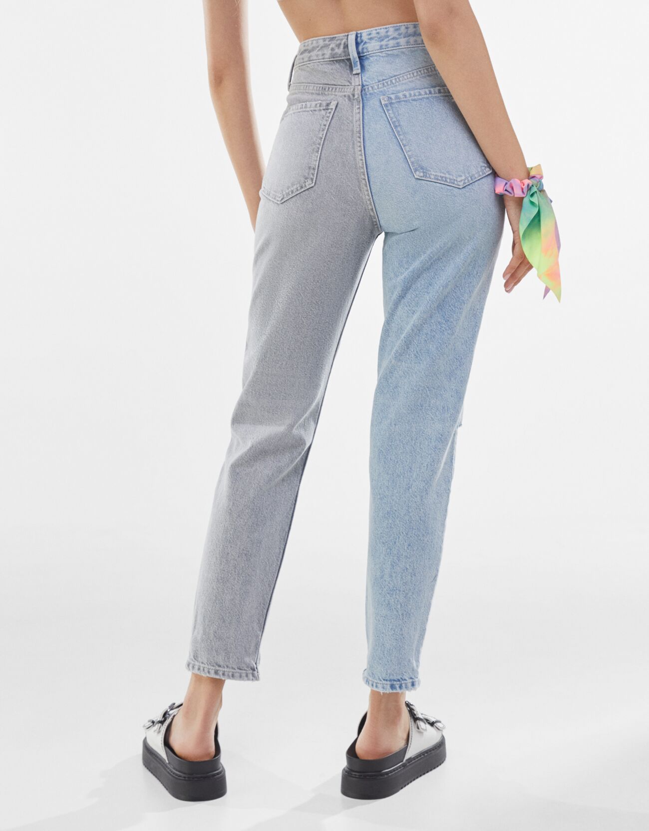 Bershka Kontrast mom jean 10 Bershka Kontrast mom jean 11