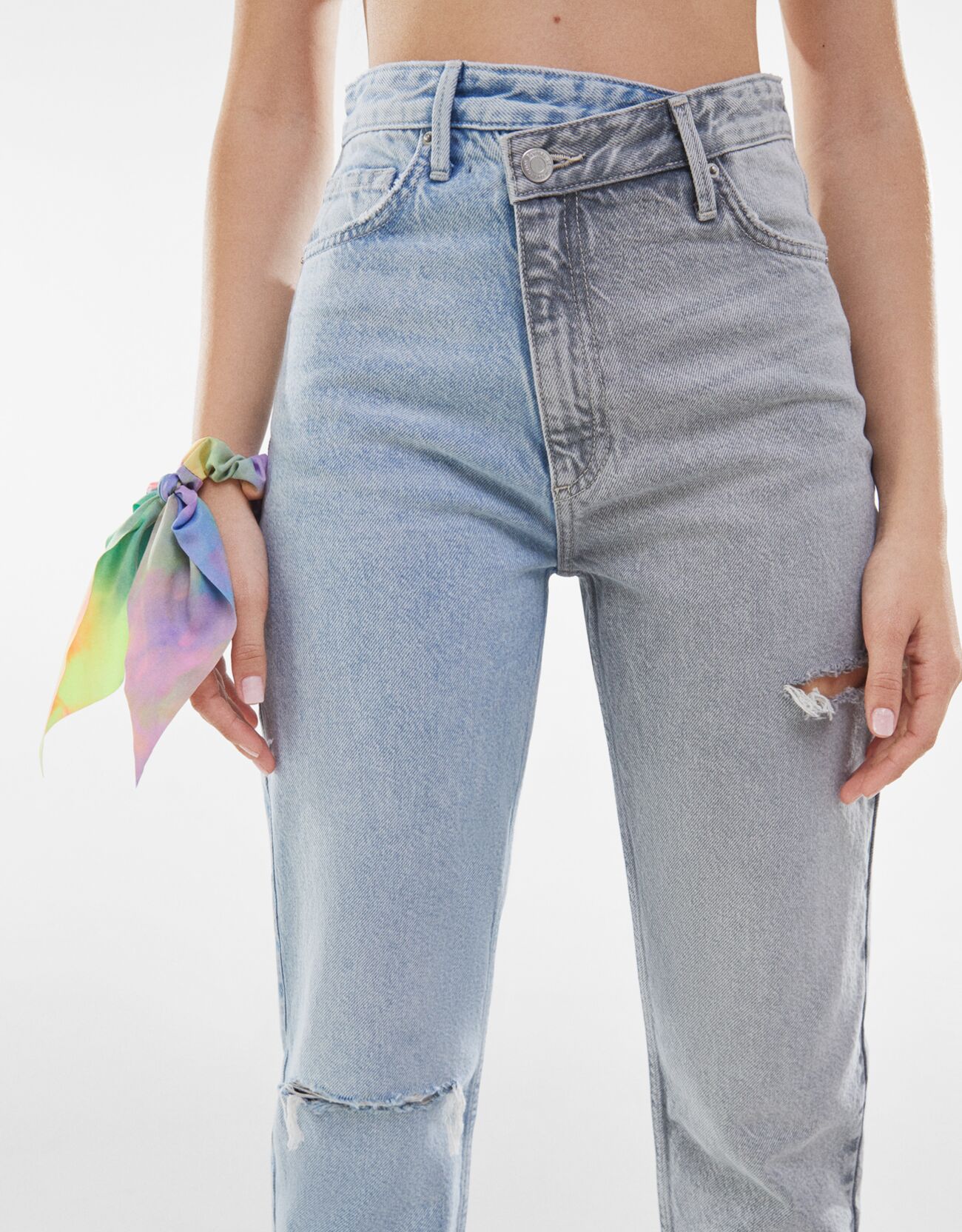 Bershka Kontrast mom jean 8 Bershka Kontrast mom jean 9