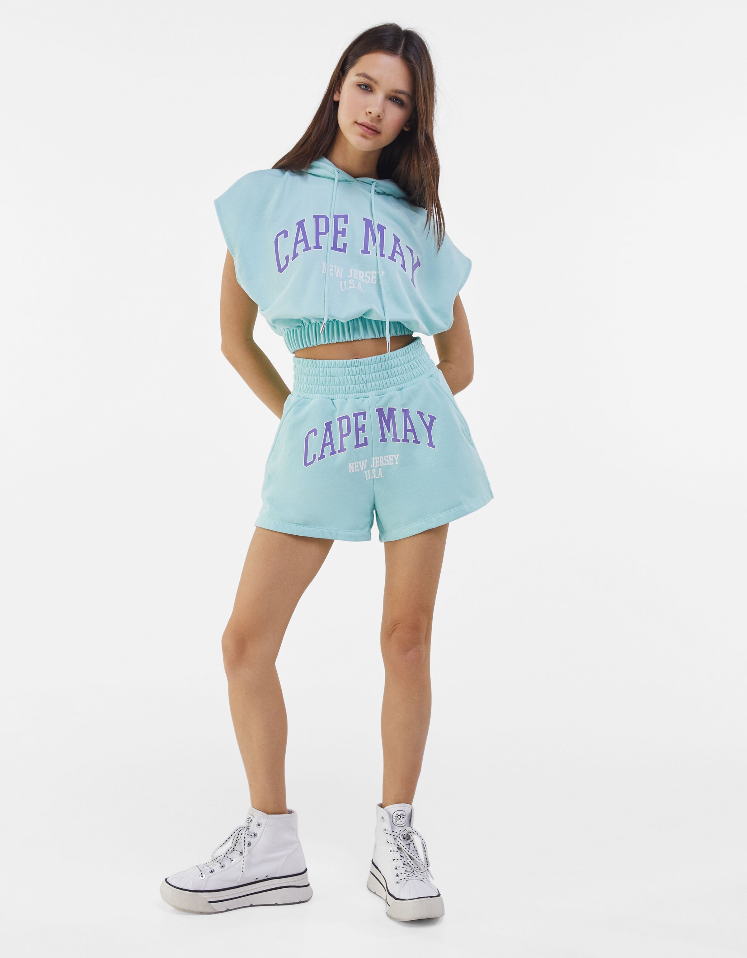 Blue ridge sweatshirt bershka clearance