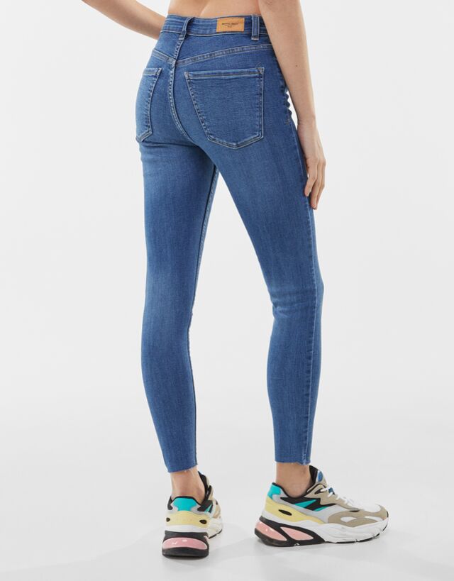 Skinny high waist jeans - Trousers - Woman | Bershka