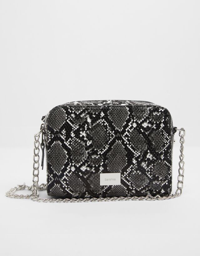 Bolso Blanco Bershka Online Sale, UP TO 52% OFF | www.bravoplaya.com