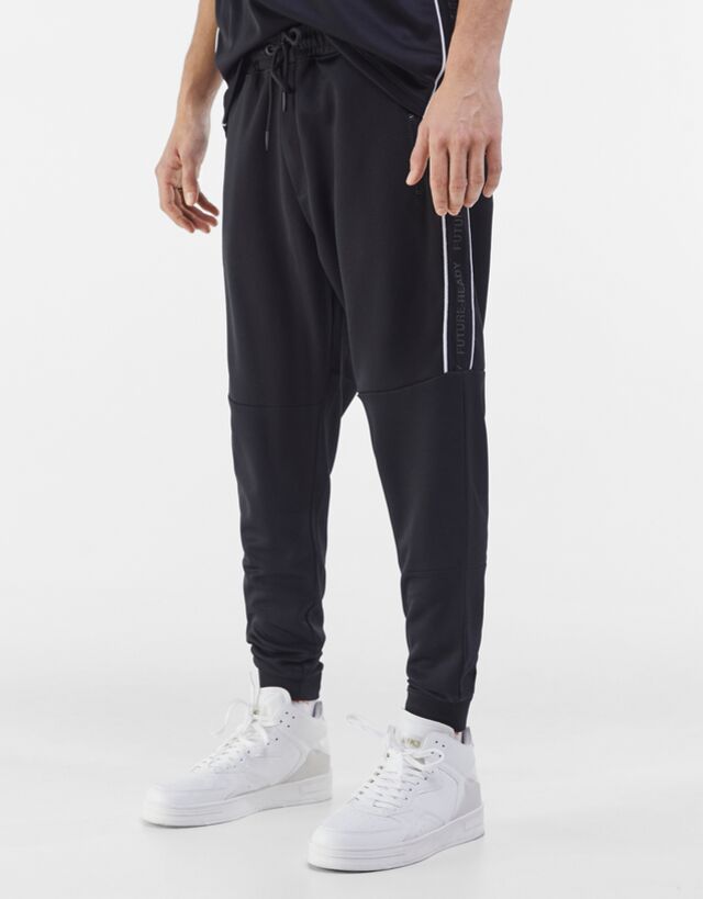 Mesh joggers - Trousers - Man | Bershka