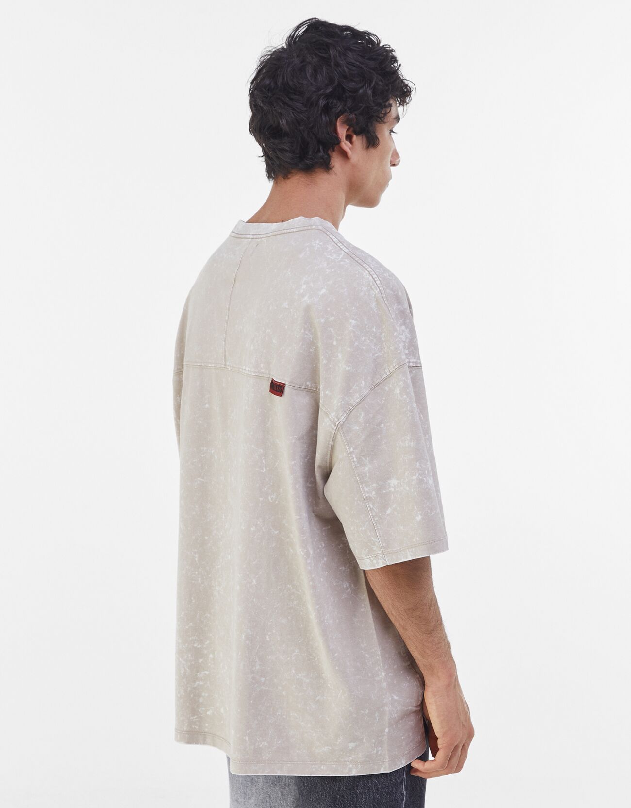 Bershka Oversize kalıplı acid wash t-shirt 4 Bershka Oversize kalıplı acid wash t-shirt 5