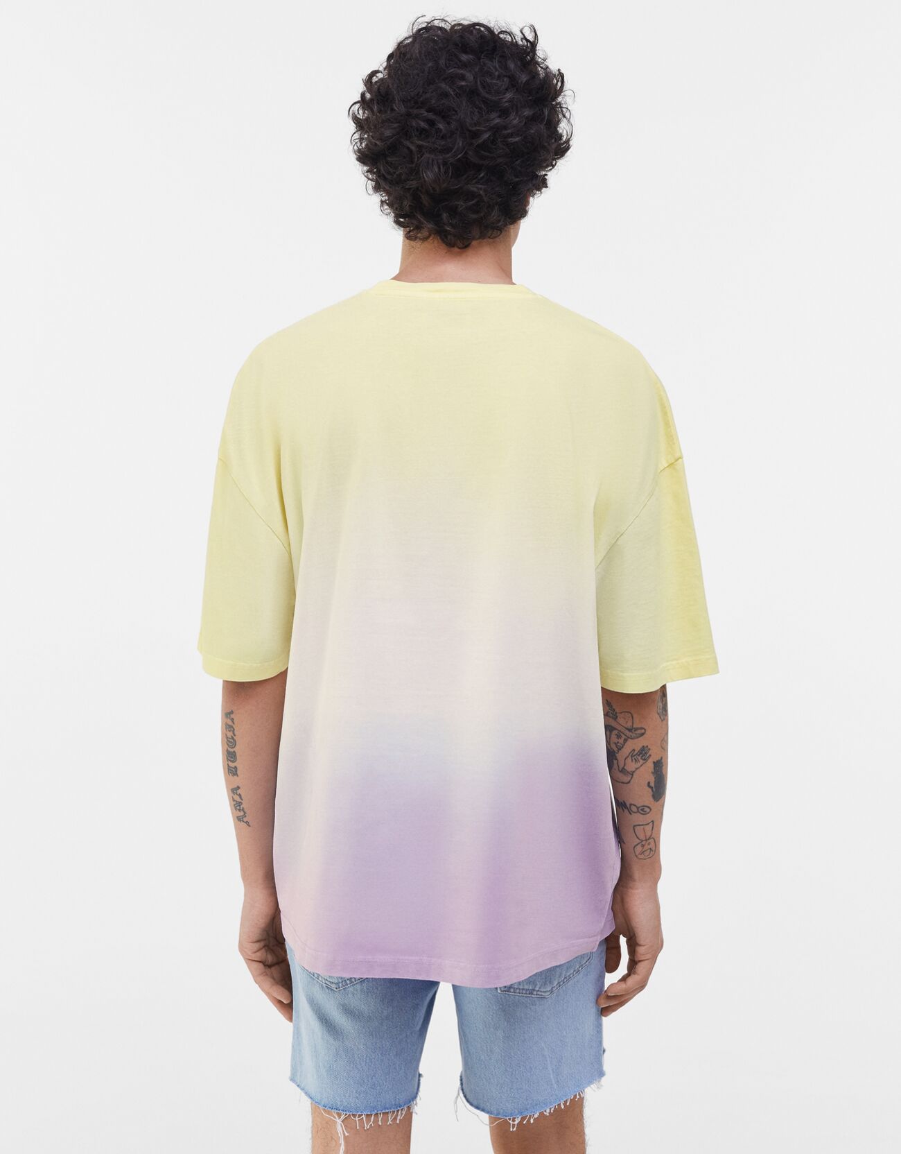Bershka Ekstra loose fit kısa kollu batik desenli t-shirt 10 Bershka Ekstra loose fit kısa kollu batik desenli t-shirt 11