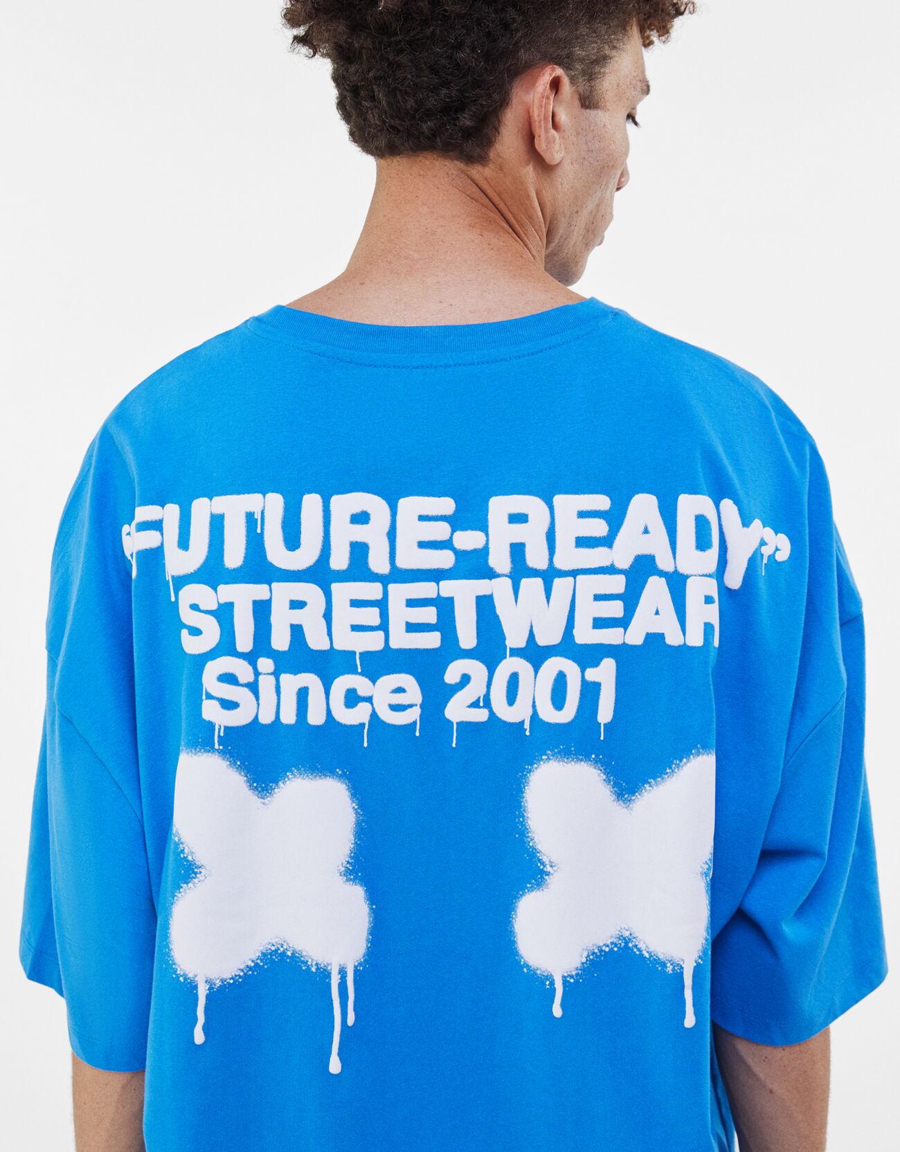 Bershka FUTURE-READY ekstra loose fit kısa kollu baskılı t-shirt 12 Bershka FUTURE-READY ekstra loose fit kısa kollu baskılı t-shirt 13