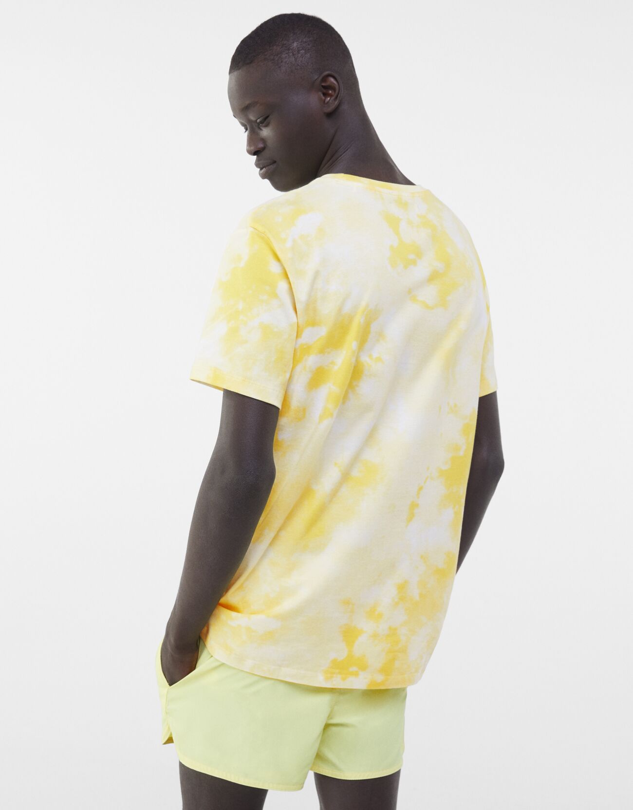 Bershka Plaj görselli batik desenli t-shirt 6 Bershka Plaj görselli batik desenli t-shirt 7