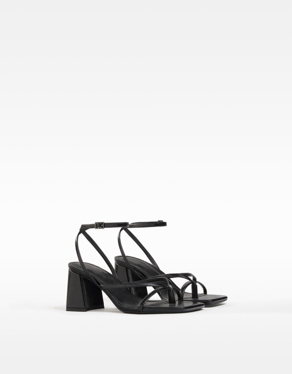 Sandália de tacão com tiras-Preto-0
