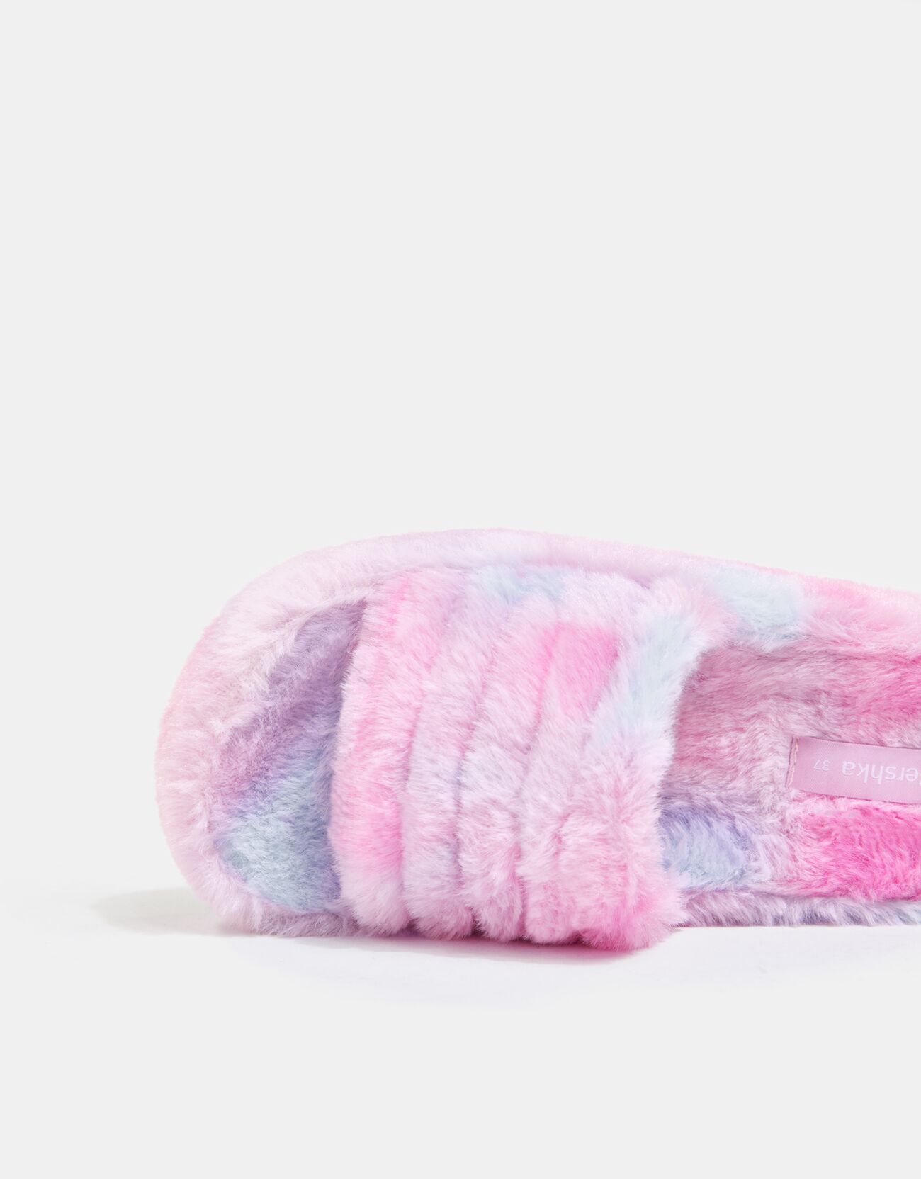 Bershka Dolgulu suni kürklü platform sandalet 10 Bershka Dolgulu suni kürklü platform sandalet 11