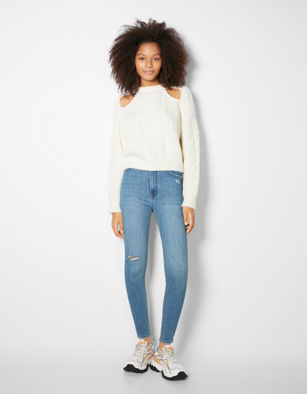 Bershka Hoge taille jeans wolwit casual uitstraling Mode Spijkerbroeken Hoge taille jeans 