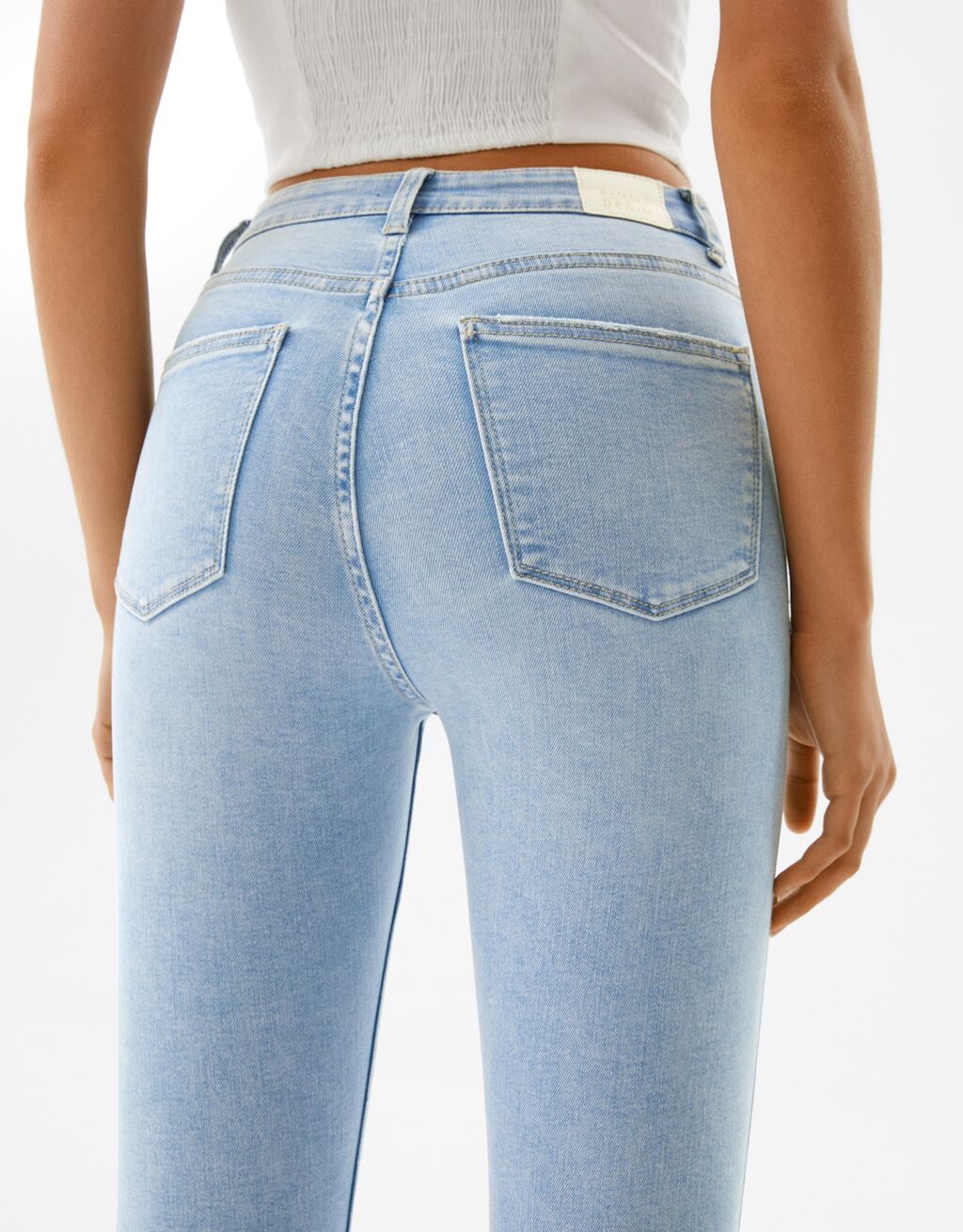 Super high-rise jeans - Woman | Bershka