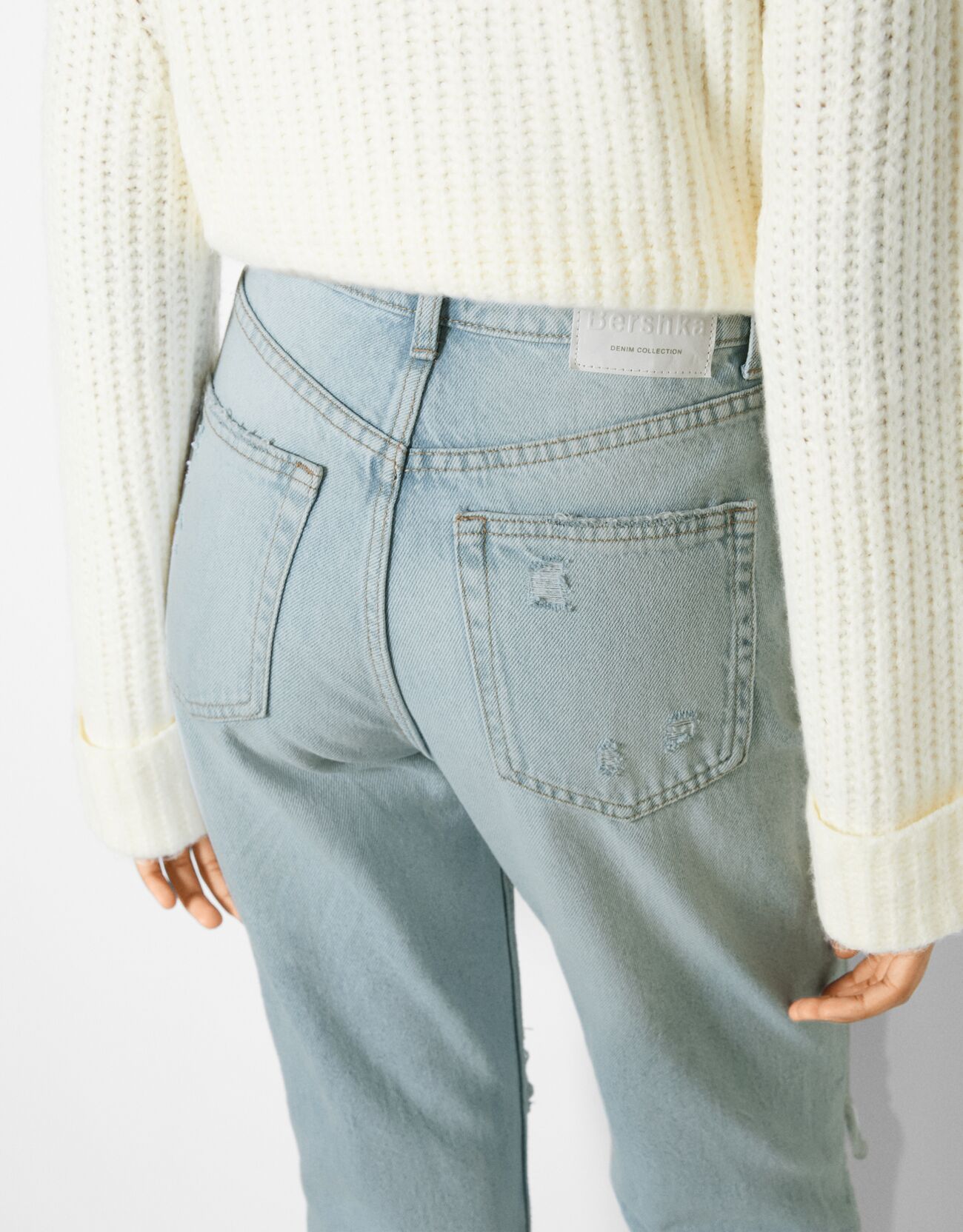 ripped mom jeans bershka