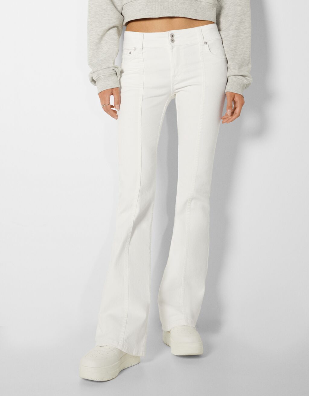 Low waist flared twill trousers