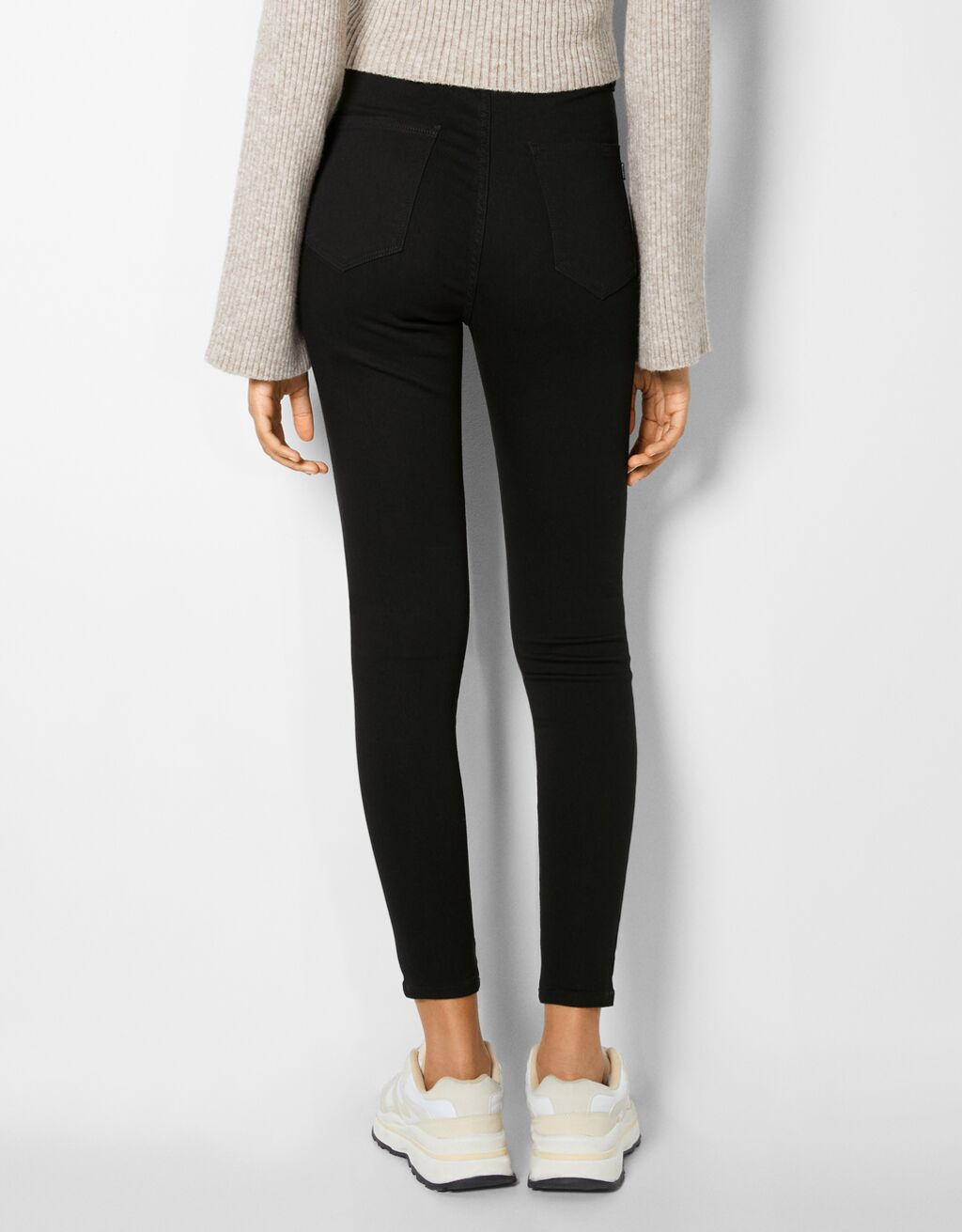 super high rise cropped bershka