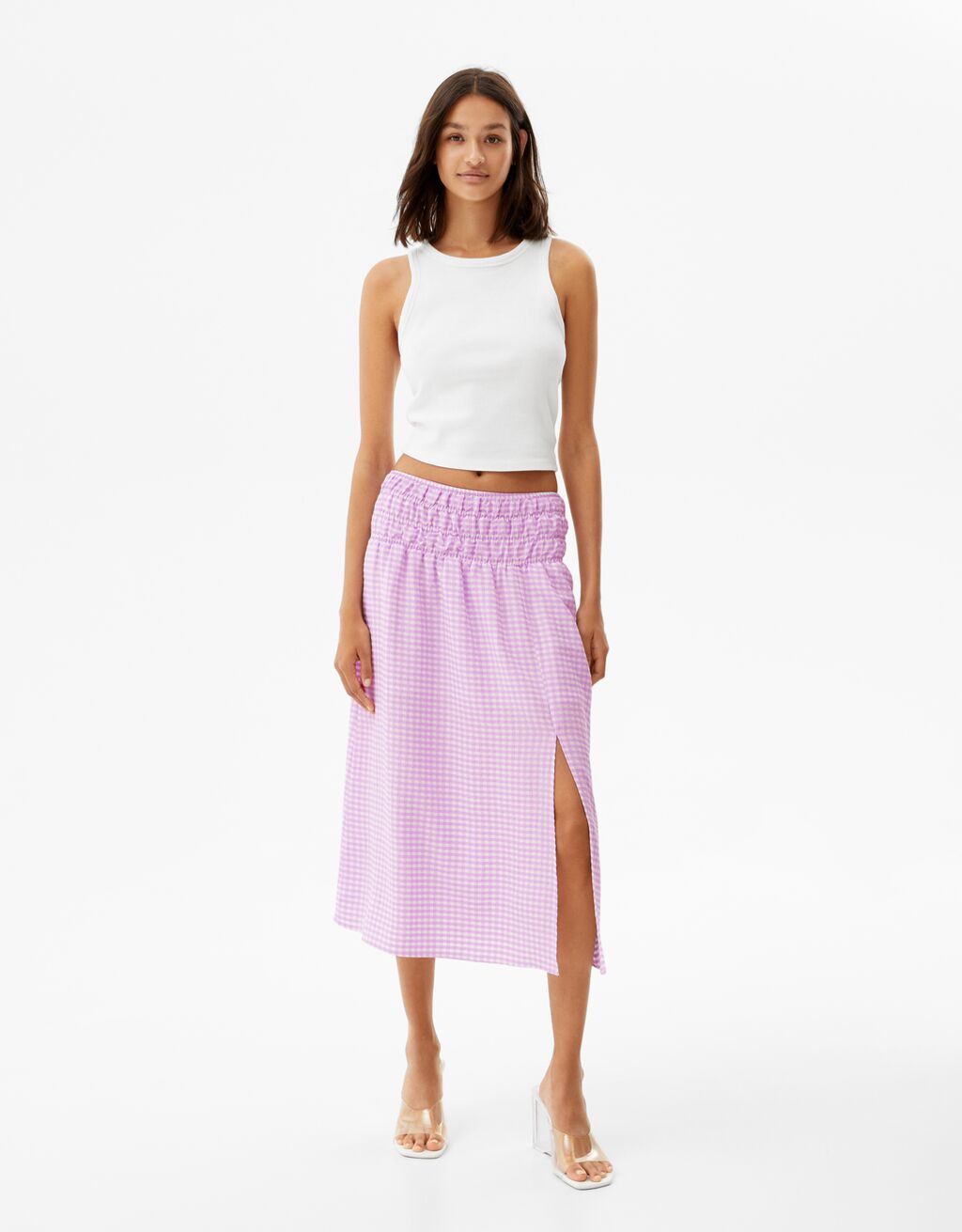 Gingham midi skirt with an elastic waistband