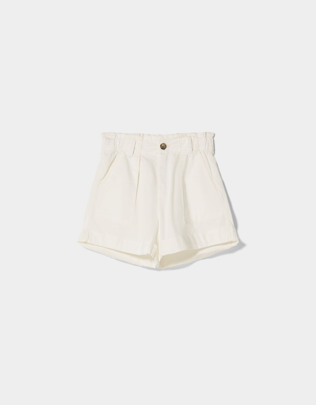 Cargo Bermuda shorts with a feminine cut Woman Bershka