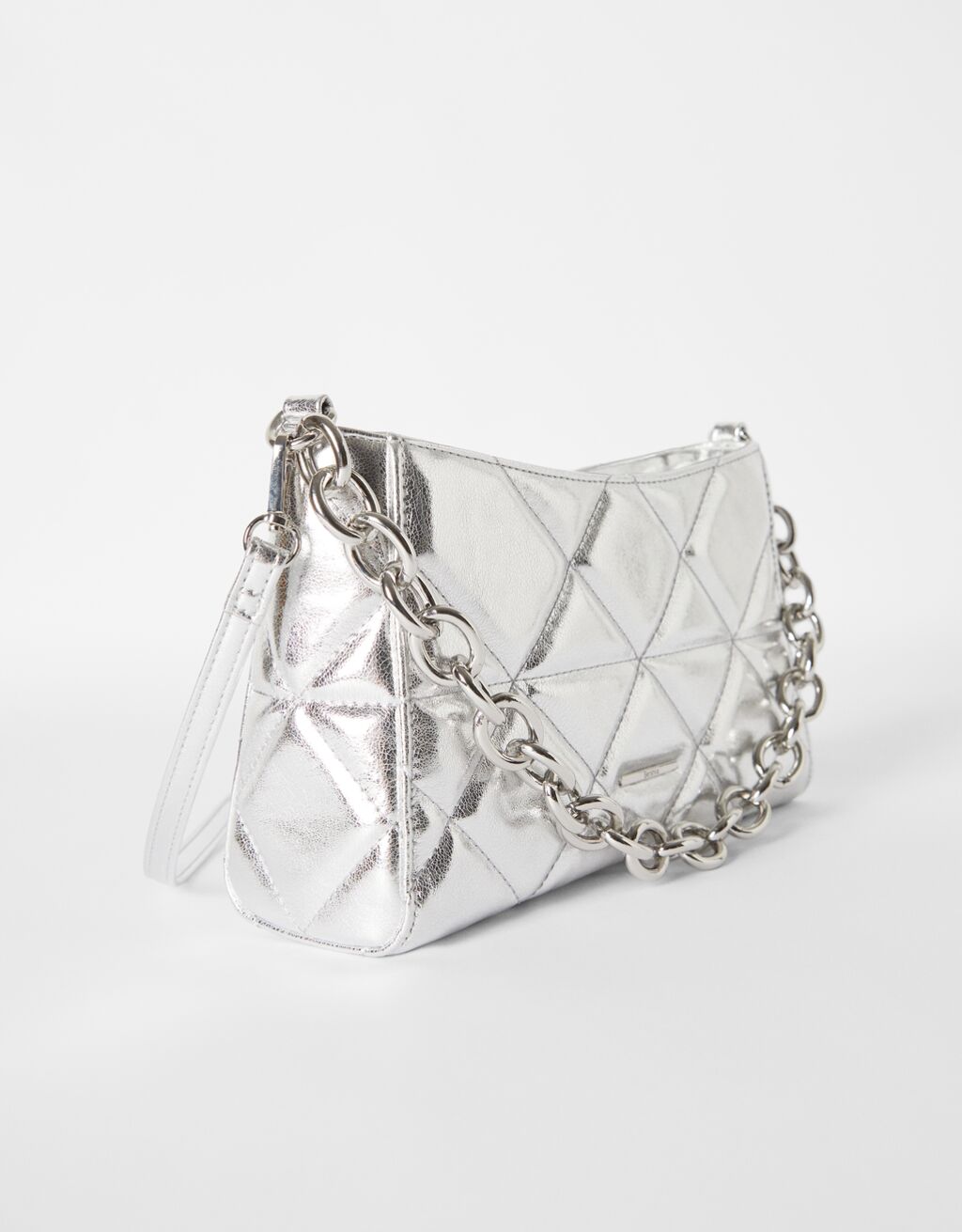 Quilted handbag with chunky chain handle - Woman | Bershka