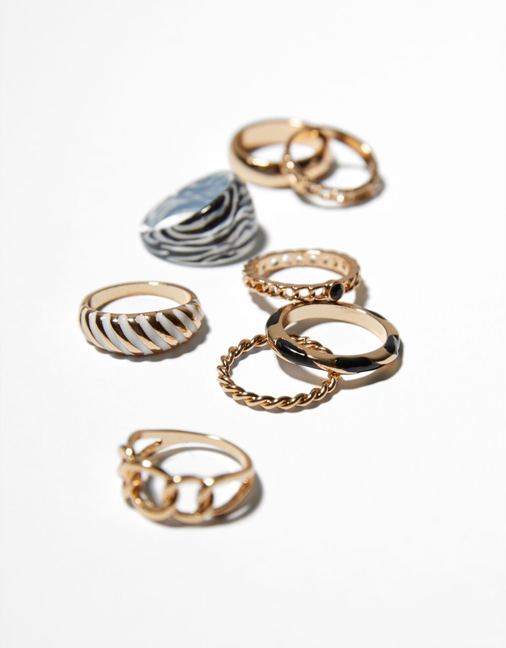 Комплект от 8 пръстена със зебров мотив