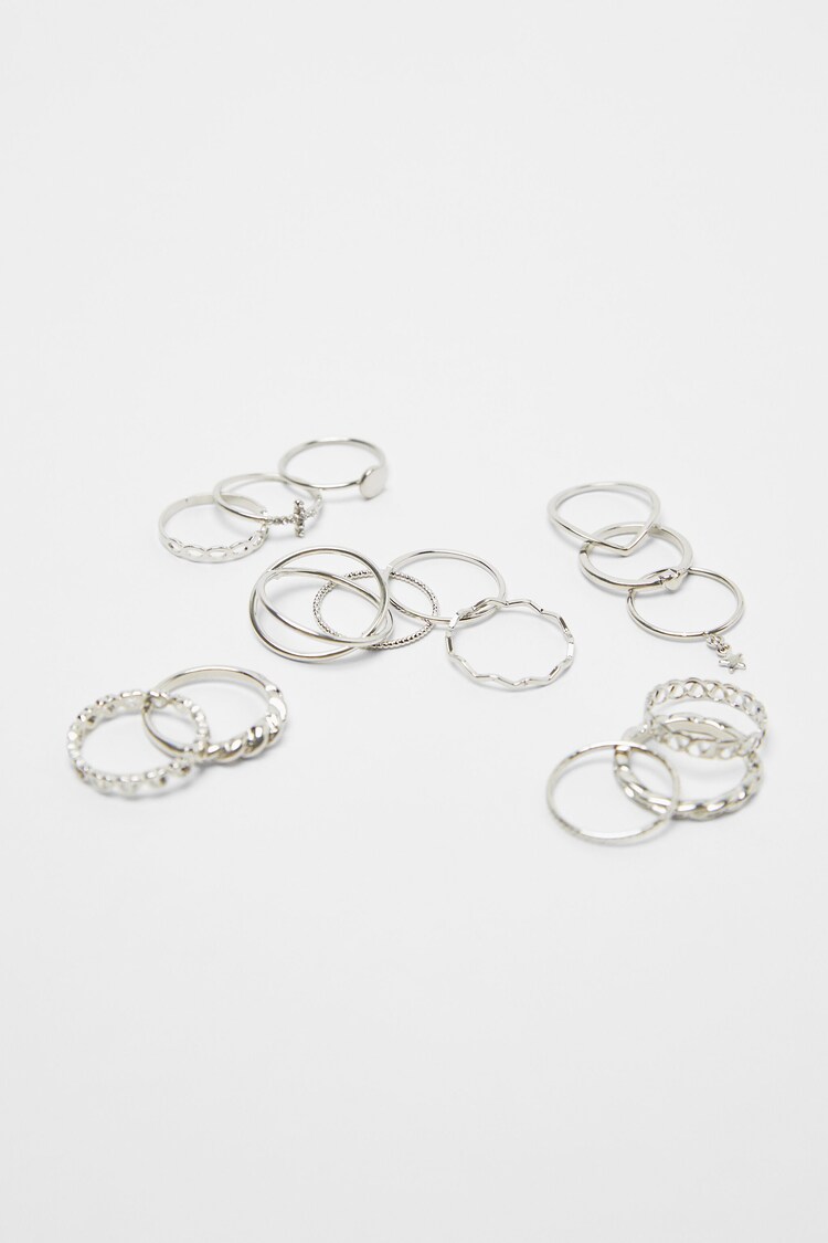 15-pack staplingsbara ringar med silvereffekt