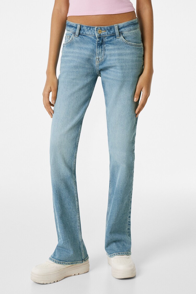 Low-rise comfort-fit flared jeans