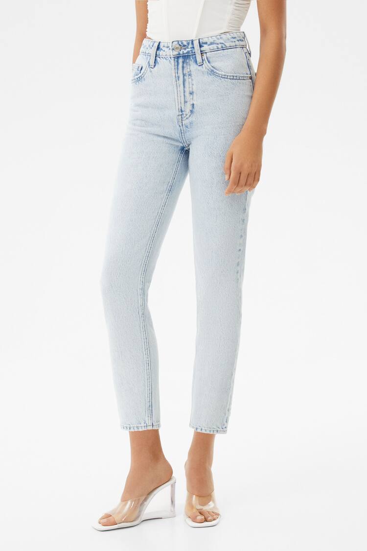 Jeans model mom