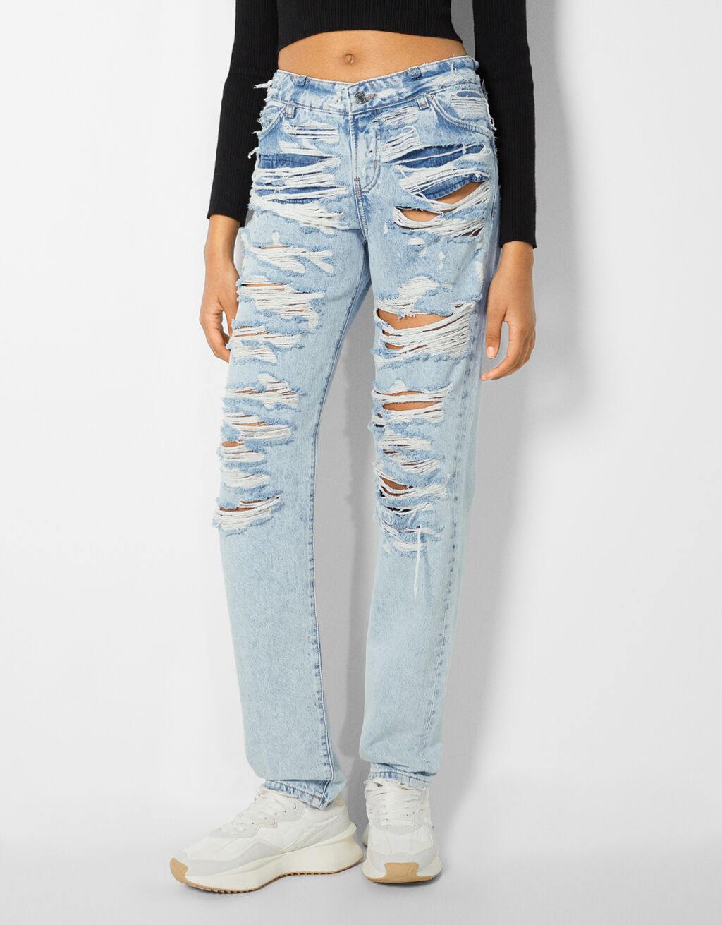 Straight fit vintage jeans hlače s strganimi deli